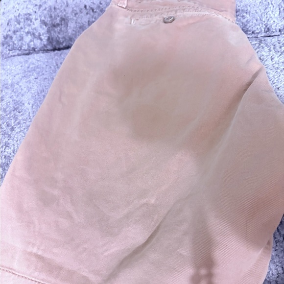 Levi's Women's Tan Shorts - Picture 4 of 4